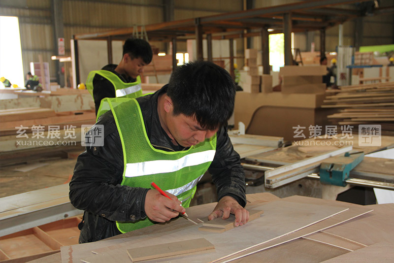 花火视频APP最新版本下载展覽工廠木工工人
